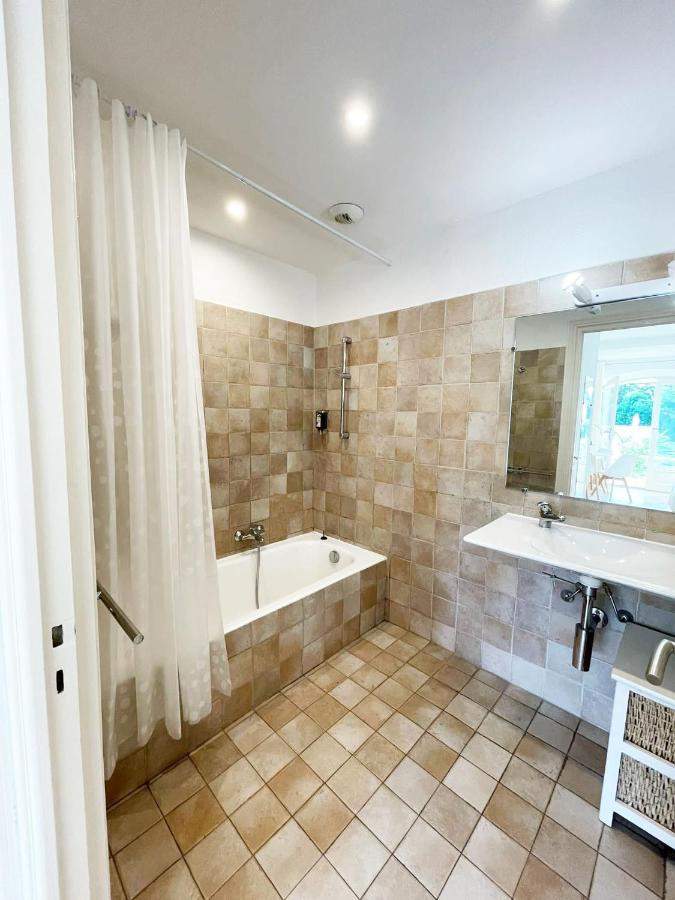 Studio 2 - Les Suites De Robinson - Residence Avec Piscine En Bord De Siagne, A Mandelieu Zewnętrze zdjęcie