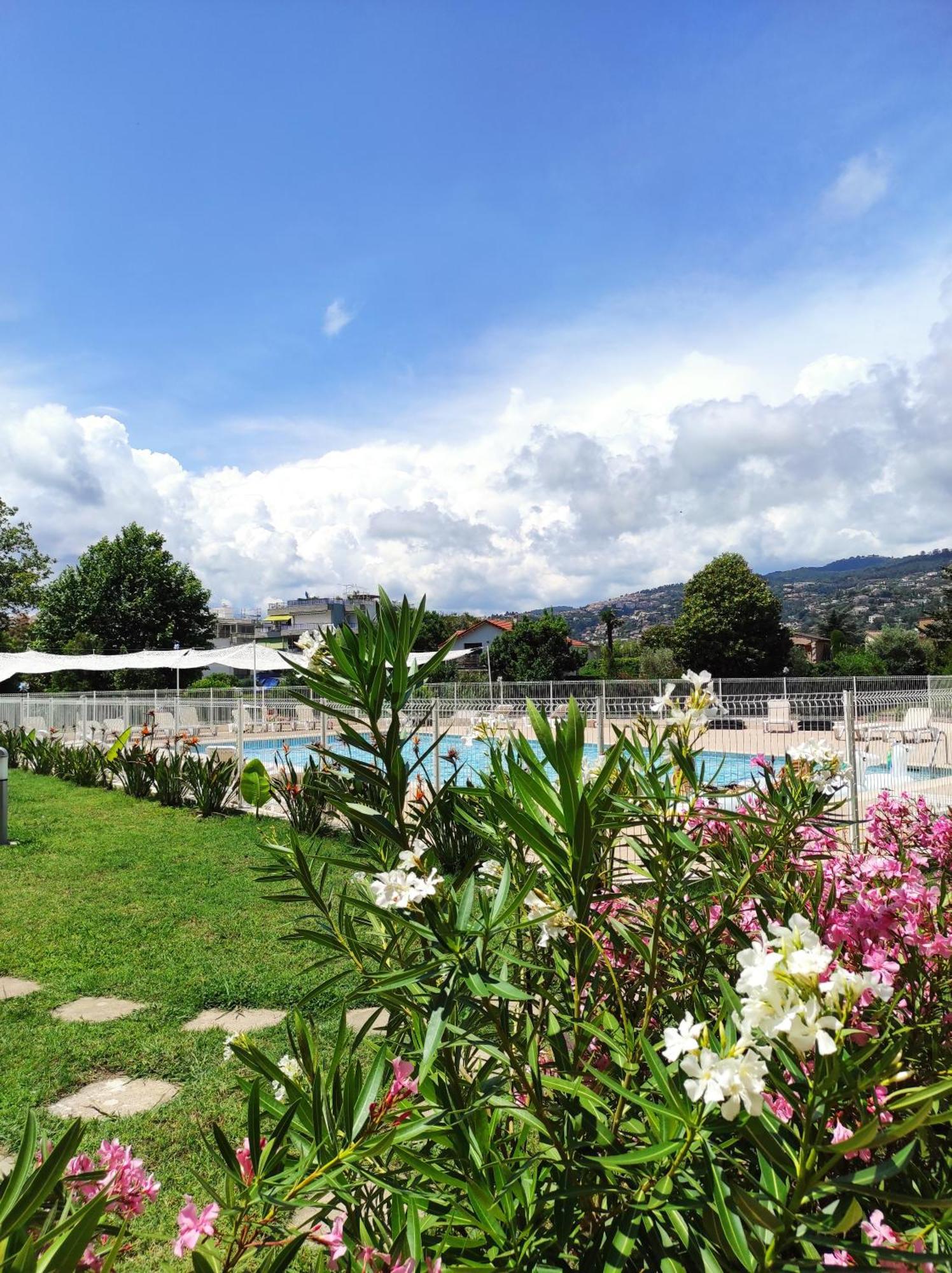 Studio 2 - Les Suites De Robinson - Residence Avec Piscine En Bord De Siagne, A Mandelieu Zewnętrze zdjęcie